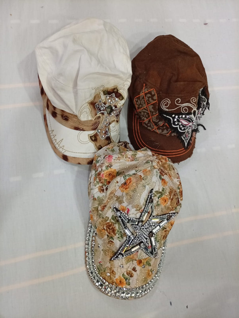 CR10525 Vintage Skull Caps