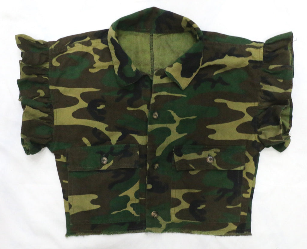 CR2029 UPCYCLED CAMO RUFFLE CROPPED SHIRT