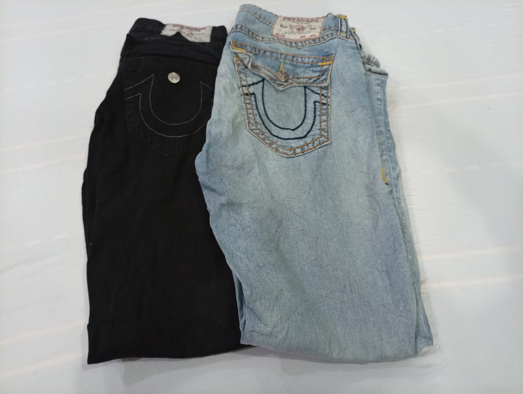 CR10780 Vintage True Religion Men’s Jeans