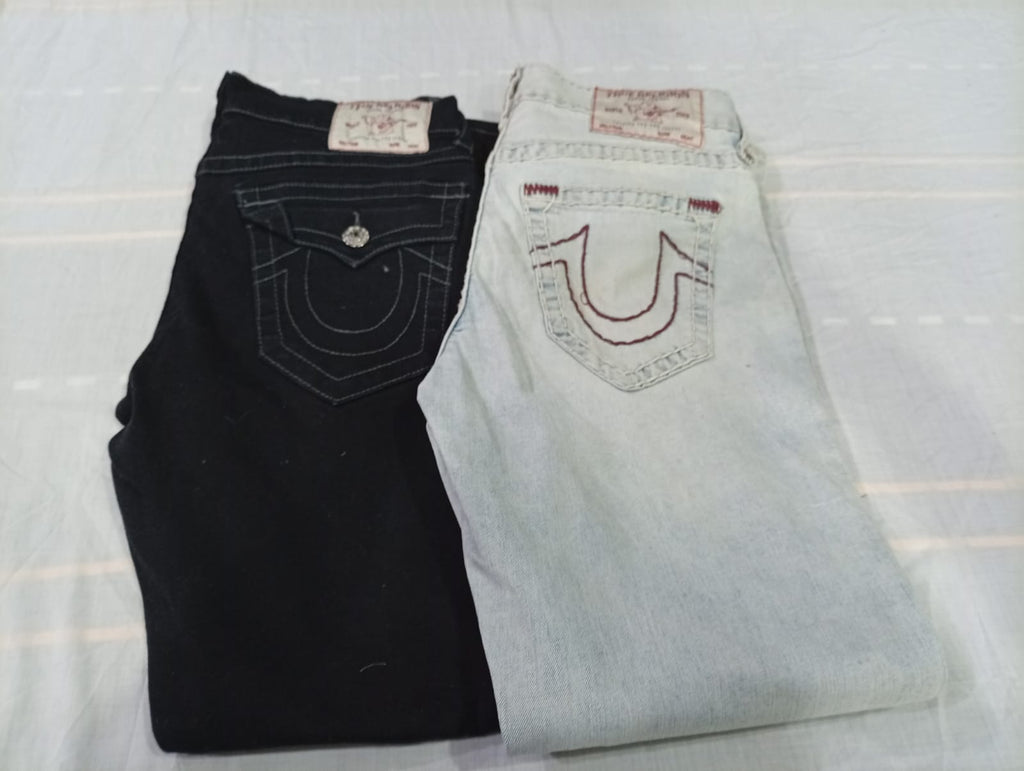CR10623 Vintage True Religion Men’s Jeans
