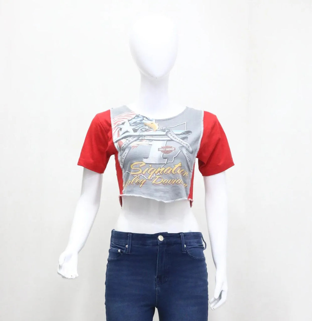 CR1538 Upcycled Graphic Crop Tee
