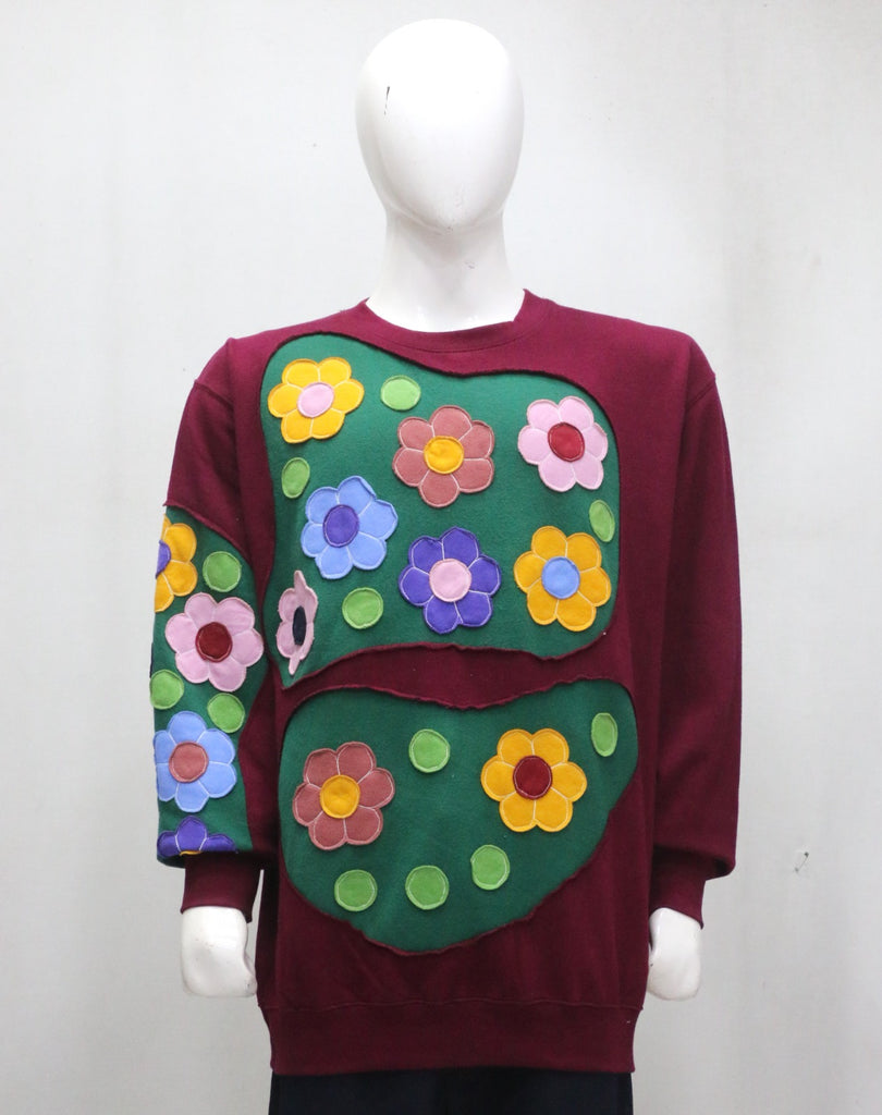 CR1979 UPCYCLED GARDEN PATCHWORK APPLIQUÉ SWEATSHIRT