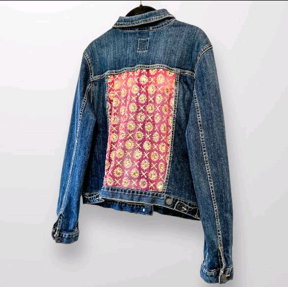 CR882 Reworked Women's Denim Jacket with Decorated Insert