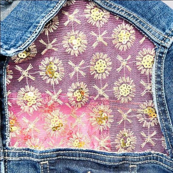 CR882 Reworked Women's Denim Jacket with Decorated Insert